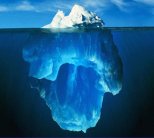 ijsberg, boven en onder water